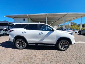 Toyota Fortuner 2.4GD-6 4x4 - Image 3