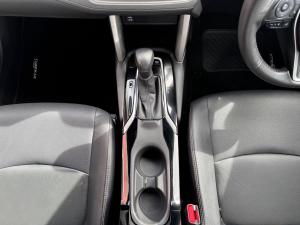 Toyota Corolla Cross 1.8 Hybrid XS - Image 12