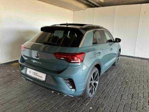 Volkswagen T-ROC 2.0 TSI 4M R-LINE DSG - Image 2