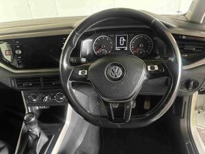 Volkswagen Polo 1.0 TSI Comfortline DSG - Image 12