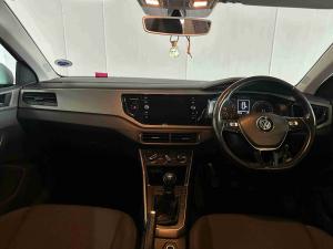 Volkswagen Polo 1.0 TSI Comfortline DSG - Image 6
