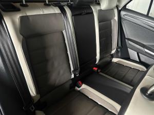 Volkswagen T-ROC 1.4 TSI Design Tiptronic - Image 12