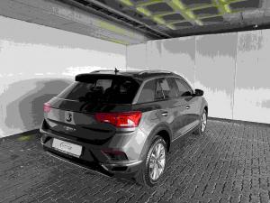 Volkswagen T-ROC 1.4 TSI Design Tiptronic - Image 2