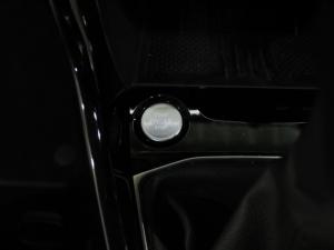 Volkswagen T-CROSS 1.0 TSI Style DSG - Image 22