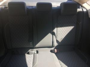 Volkswagen Polo sedan 1.6 manual - Image 8