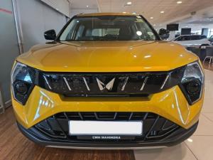 Mahindra XUV 3XO 1.2T AX5 manual - Image 2