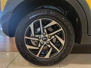 Mahindra XUV 3XO 1.2T AX5 manual - Image 7