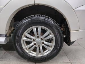 Mitsubishi Pajero 5-door 3.2DI-D GLS - Image 11