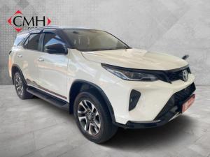 Toyota Fortuner 2.4GD-6 manual - Image 1
