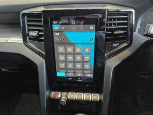 Volkswagen Amarok 2.0TDI double cab Life auto - Image 5