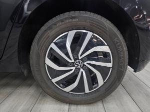 Volkswagen Polo hatch 1.0TSI Life manual - Image 5