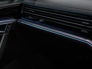 Volkswagen Touareg V6 TDI Executive R-Line - Image 23