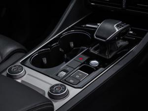 Volkswagen Touareg V6 TDI Executive R-Line - Image 25