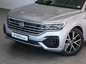 Volkswagen Touareg V6 TDI Executive R-Line - Image 3