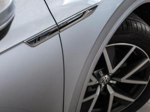 Volkswagen Touareg V6 TDI Executive R-Line - Image 4