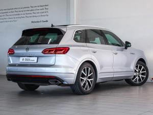 Volkswagen Touareg V6 TDI Executive R-Line - Image 7