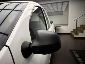Nissan NP200 1.6i safety pack (aircon) - Image 11