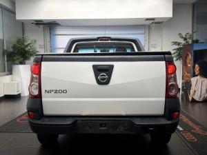 Nissan NP200 1.6i safety pack (aircon) - Image 8