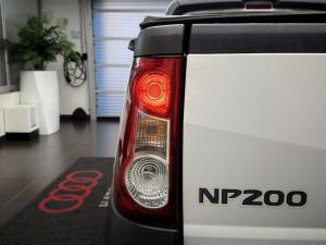 Nissan NP200 1.6i safety pack (aircon) - Image 9