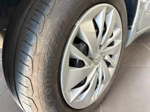 Suzuki Baleno 1.5 GL manual - Image 18