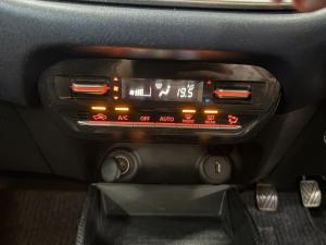 Suzuki Baleno 1.5 GL manual - Image 8