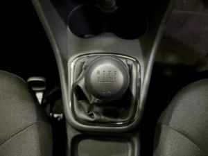 Volkswagen Polo Vivo hatch 1.4 - Image 4
