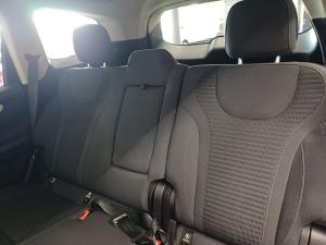 Mahindra XUV700 2.0T AX5 - Image 29