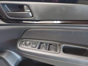 Honda Amaze 1.2 Trend - Image 16