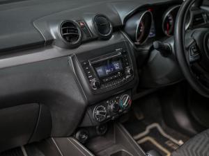Suzuki Swift 1.2 GL auto - Image 14
