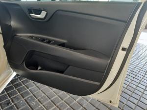 Kia Rio hatch 1.4 LX auto - Image 12