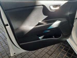Kia Rio hatch 1.4 LX auto - Image 13