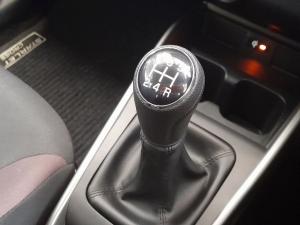 Toyota Starlet Cross 1.5 XR manual - Image 22