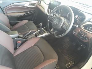 Toyota Starlet Cross 1.5 XR manual - Image 9