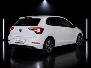 Volkswagen Polo hatch 1.0TSI Life auto - Image 5