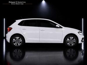 Volkswagen Polo hatch 1.0TSI Life auto - Image 6