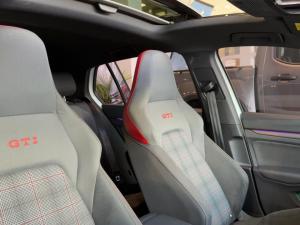 Volkswagen Golf GTI Jacara Edition - Image 13