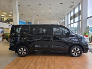 Volkswagen Transporter 2.0TDI Kombi SWB Life - Image 19