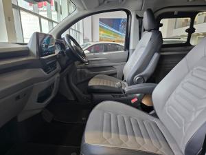 Volkswagen Transporter 2.0TDI Kombi SWB Life - Image 5
