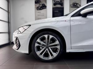 Audi A3 sedan TFSI S line Plus - Image 3