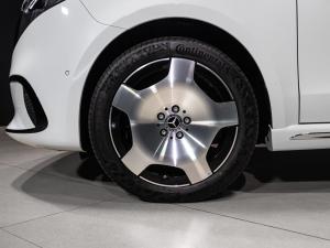 Mercedes-Benz V-Class V300d Exclusive - Image 11