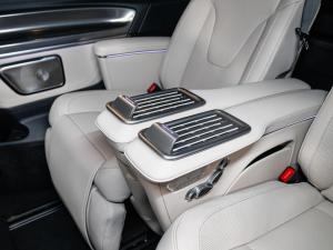 Mercedes-Benz V-Class V300d Exclusive - Image 23