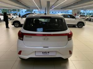 Hyundai Grand i10 1.0 Premium hatch - Image 10