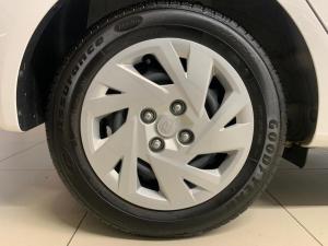 Hyundai Grand i10 1.0 Premium hatch - Image 11