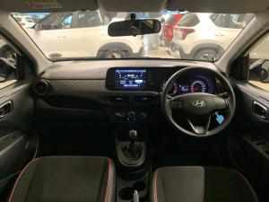 Hyundai Grand i10 1.0 Premium hatch - Image 12