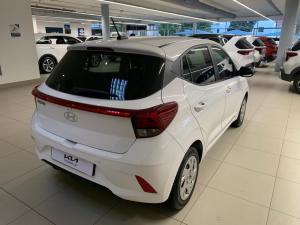 Hyundai Grand i10 1.0 Premium hatch - Image 8