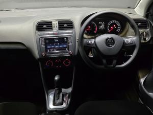 Volkswagen Polo Vivo hatch 1.6 Comfortline auto - Image 20