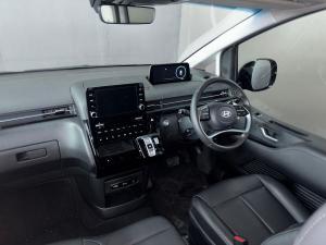 Hyundai Staria 2.2D Elite - Image 15