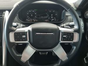 Land Rover Discovery D300 R-Dynamic SE - Image 13