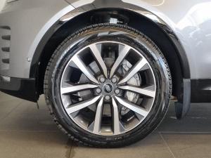 Land Rover Discovery D300 R-Dynamic SE - Image 21