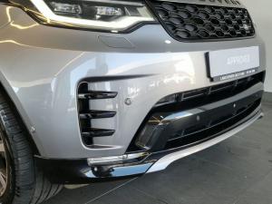 Land Rover Discovery D300 R-Dynamic SE - Image 30